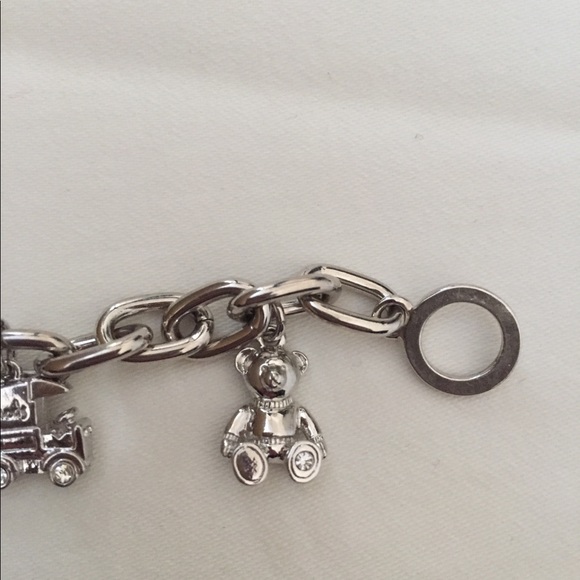 Harrod’s of London Charm Bracelet - Picture 5 of 7